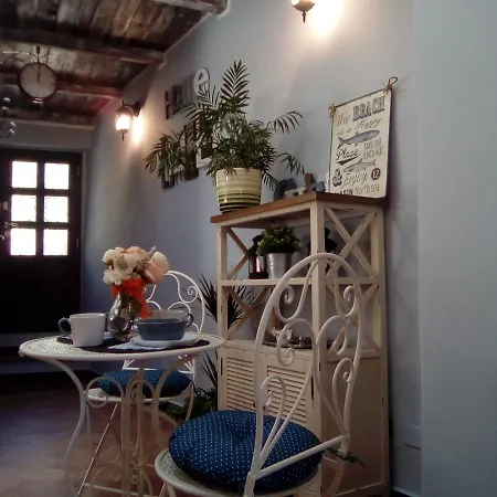 Contrada Апартаменты Вадо-Лигуре